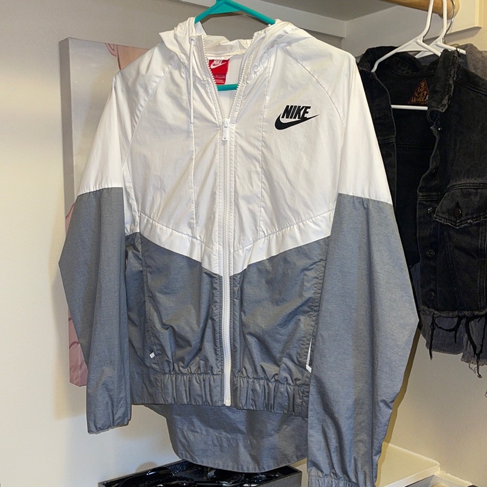 Nike windbreaker